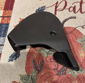 22844168 Chevrolet 2015 - 2020 Suburban Front Left Side Seat Inner Trim Cover Panel Oem