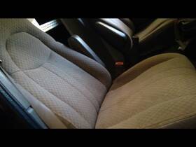 202.gm8v07 Chevrolet Truck 2007 Express Passenger Right Front Seat Gray Cloth