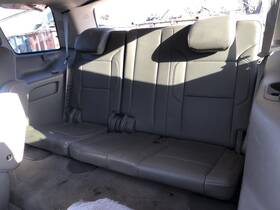 220.gm8b15 Chevrolet Truck 2015 Chevy Tahoe 3rd Third Row Rear Back Seat Bench 931879 220.gm8b15 Chevrolet Truck 2015 Chevy Tahoe 3rd Third Row Rear Back Seat Bench 931879