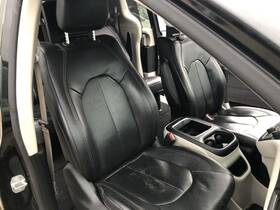 68224137ac Chrysler 2017-2019 Pacifica Right Front Passenger Seat Black Leather 8 Way 22025
