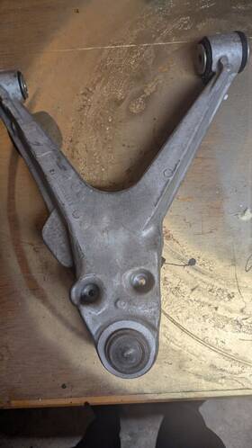 10233630 Corvette 1997-2004 C5 Rh Passenger Front Lower Control Arm