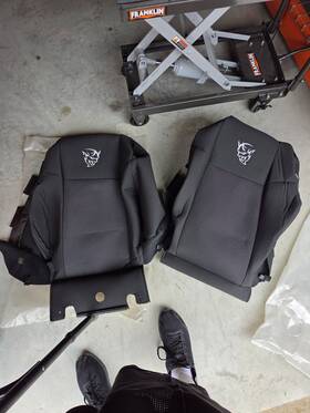 6px37la8aa Dodge 2018 Challenger Demon Cloth Seat Cover Front Hellcat 6px37la8aa Dodge 2018 Challenger Demon Cloth Seat Cover Front Hellcat