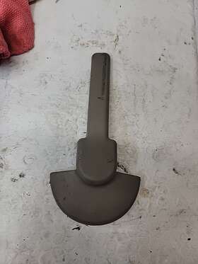 15181163 General Motors 03-06 Chevrolet Gmc Yukon Seat Track Cover Oem Gray F8
