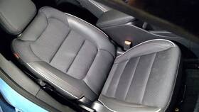 202-12282cr General Motors 21 22 23 Chevrolet Trailblazer Passenger Right Front Seat