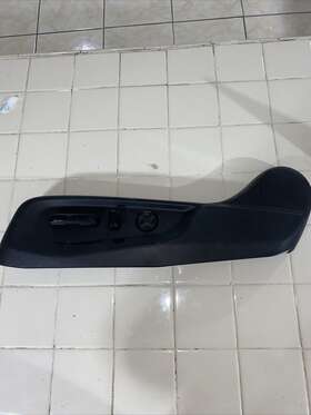 81638tvaa51za Honda 2018 - 2022 Accord Front Left Seat Switch Outer Trim Cover Oem Assembly