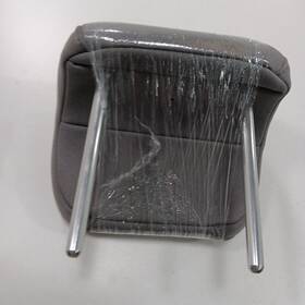 753.hy1n17 Hyundai Accent Center Middle Headrest Seat Head Rest Rear Back 2017 2016 2015