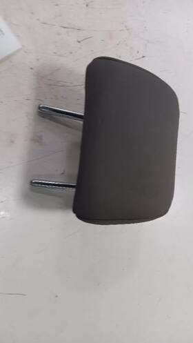 753.ki1f15 Kia Forte Center Middle Headrest Seat Head Rest Rear Back 2014 2015 2016 2017 2