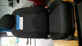 Z2.tyzt50.h-c7 Kia 2007 Rio Right Front Seat Bin 12
