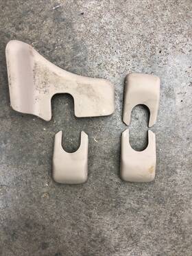 72157-24020 Lexus 1994-1996 Sc300 Sc400 Tan Drivers Left Seat Bolt Mount Covers Trim