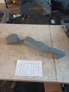 534750 Mercedes-benz 2001 Ml 320 Right Side Lower Seat Trim Cover Panel