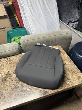 1rl121dvaa Oem 10-12 Jeep Liberty Dodge Nitro Right Passenger Front Seat Bottom Cover Cloth