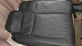 Oem 411548aa 2011-2023 Chrysler 300 Right Back Rear Leather Seat Cover Passenger Platinum