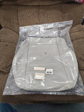 12770772 Saab New Oe 9-3 L50 Lh Front Seat Bottom Cover Leather Upholstery