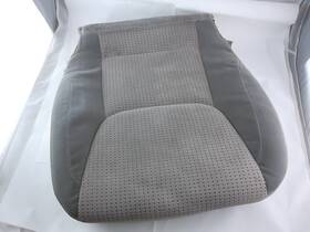 71071-08010 Toyota Front Seat Cushion Fc12 Passenger Sienna 2004-2010