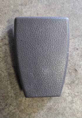 71629-89101 Toyota Rear Seat Hinge Cover 1990-1995 4runner Gray