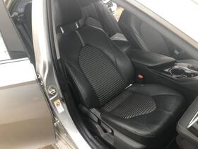 7201006170 Toyota 2018-2023 Camry Right Front Passenger Seat Black Softex Vinyl Manual 9152