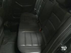 215.vw1l10 Volkswagen Jetta 2010 Seat Rear 10211764