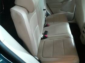 215.vw1t11 Volkswagen Tiguan 2011 Seat Rear 10225299