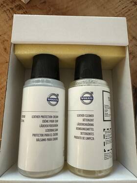 31375177 Volvo Genuine Leather Care Cleaning Kit