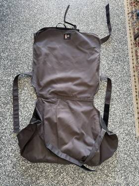 4547395.1.7.7 Weather Tech Dog Front Seat Cover Used For My Nissan Kicks Bucket Seats