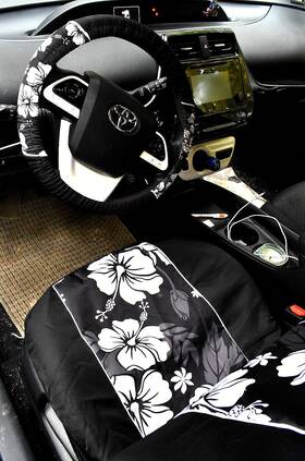 0101075 Who-rae Australia Inc Hibiscus Hawaiian Black And White Full Car Seat Cover Set Steering Wheel