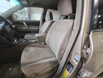 (local Pickup Only) Driver Front Seat Bucket Cloth Manual Fits 08-10 Hig. Fixed Price $120.00.